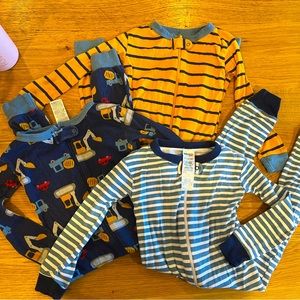 Set of 3 Toddler Boy 2T Pajama Zip Up